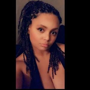 Meet your Posher, Stacie